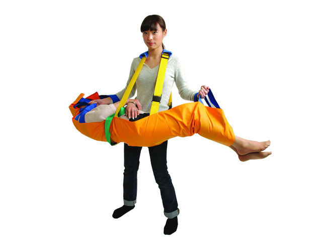ベルカ SB-180 救護用担架。防炎・防水布使用で災害時にも安心。ベルトを肩からかけて体全体で担ぐので、楽に搬送できます。緊急時は一人でも搬送可能です。